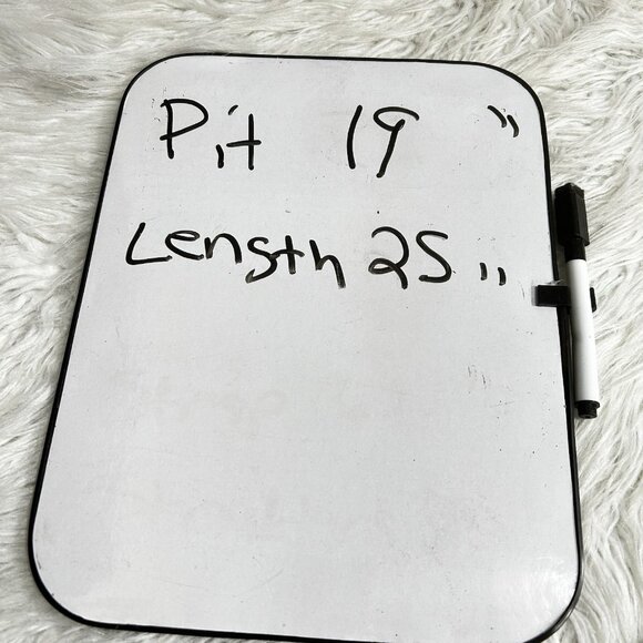 Crown & Ivy Women's Quilted Vest Size M Green Zip Snap Adjustable Classic - Picture 8 of 8